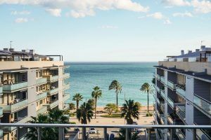 Vista panorámica desde uno de los pisos en venta en Marina Puerto Barcelona
