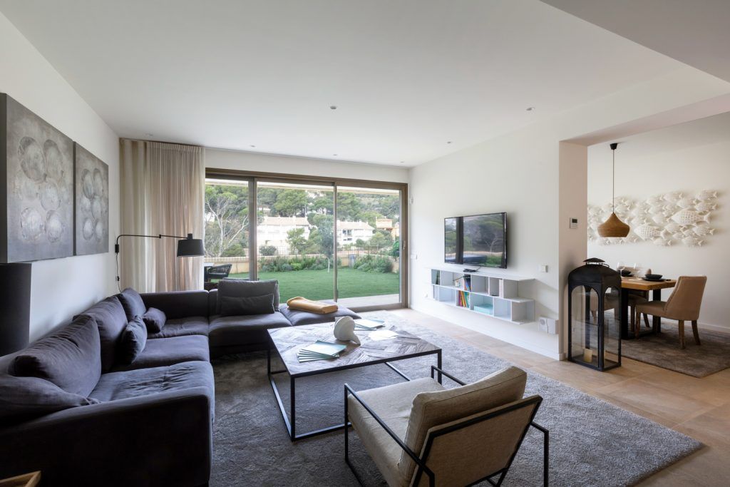 Interior de la promoción Jardins de Sa Riera en la Costa Brava