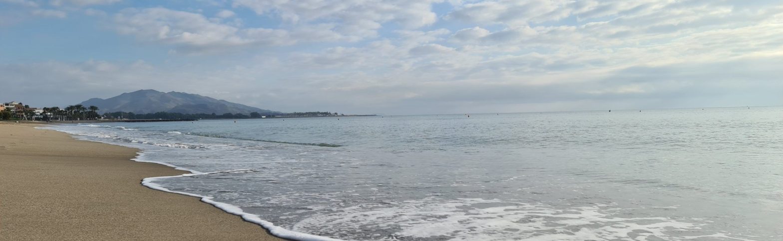 Playa de Mataró, vistas desde los pisos Torre Barceló Living.