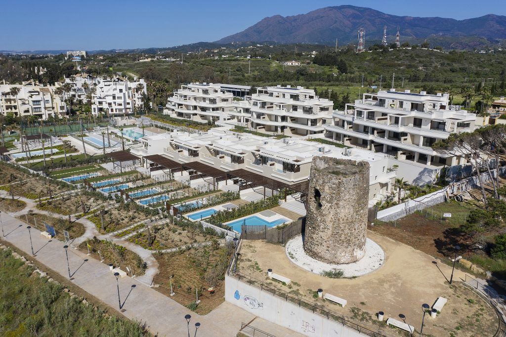 Velaya de stoneweg living