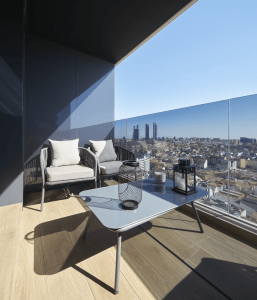 Vistas del balcón de los pisos en venta en Skyline, promoción de Stoneweg Living Spain